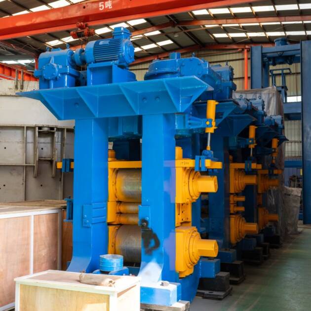 Four roll rolling mill