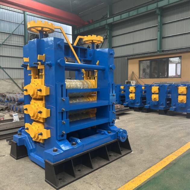 Three roll rolling mill